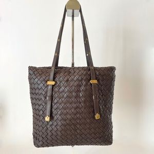 Bottega Veneta Intrecciato small tote 162937 Unisex Leather Handbag Brown